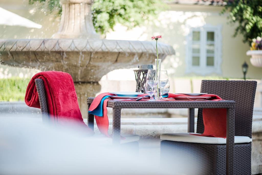 Hotel Kristaly Imperial Tata Zewnętrze zdjęcie